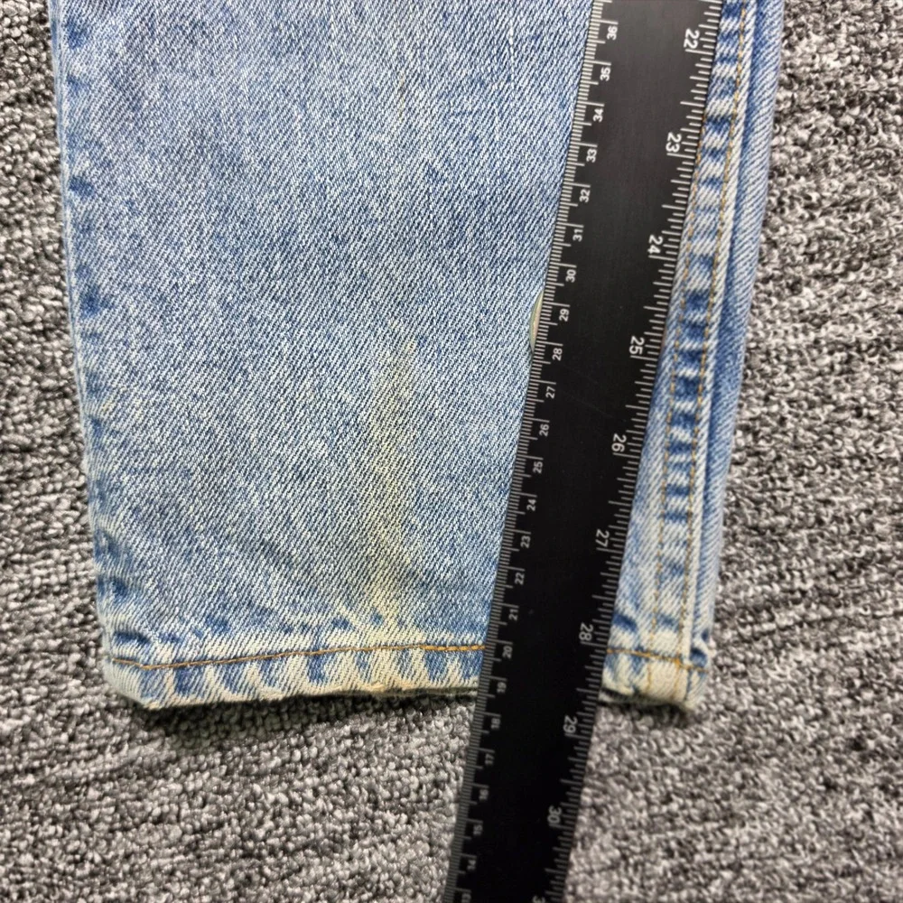 Vintage 550 Relaxed Tapered Leg Jeans Mens 30x30 Light Wash Levi's Made in USA